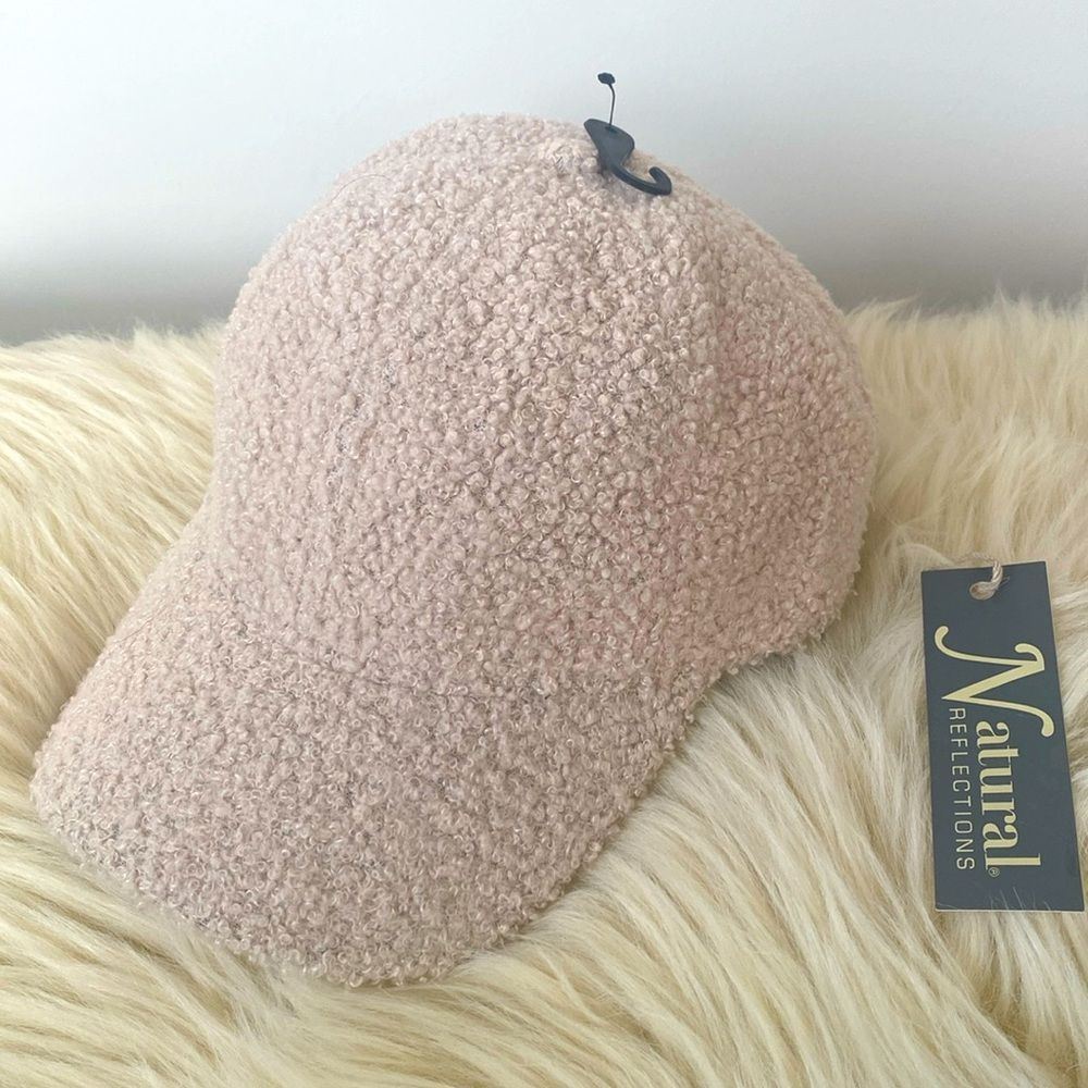 Cabelas Natural Rfflections Cream Cozy Curly Sherpa Cap NWT